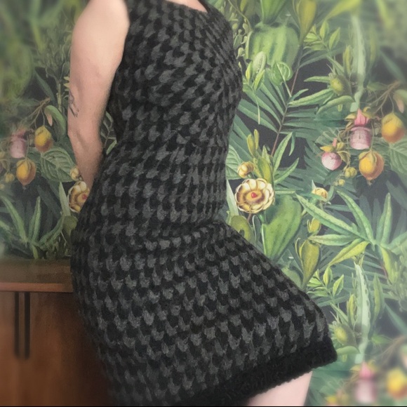 Vintage 1960’s Wool Houndstooth Dress Suit, Small/Medium - Picture 5 of 6